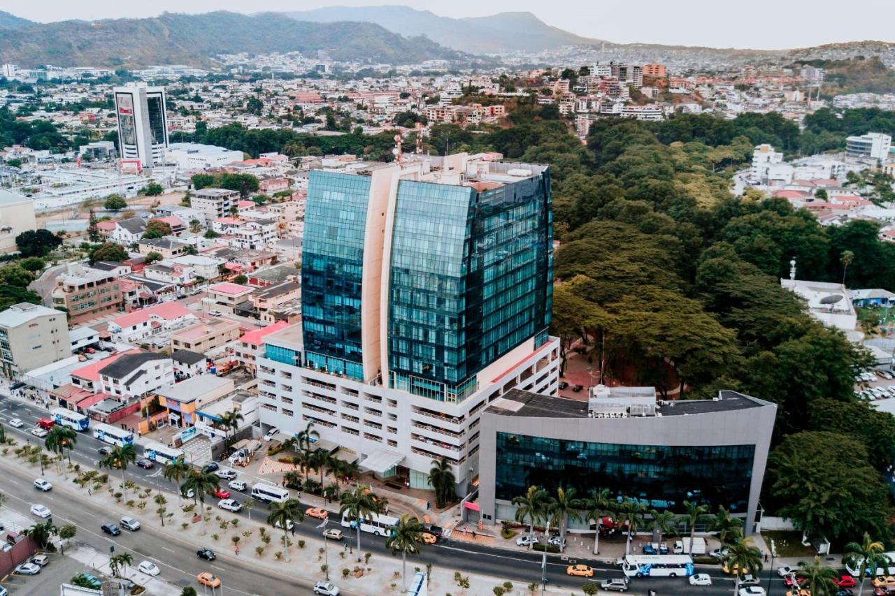 Hotel Courtyard By Marriott Guayaquil Exteriér fotografie